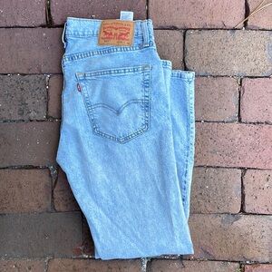 Levi’s 527 Straight